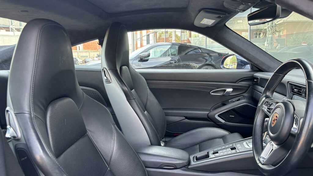 Porsche 911 Carrera 4S Blue #16