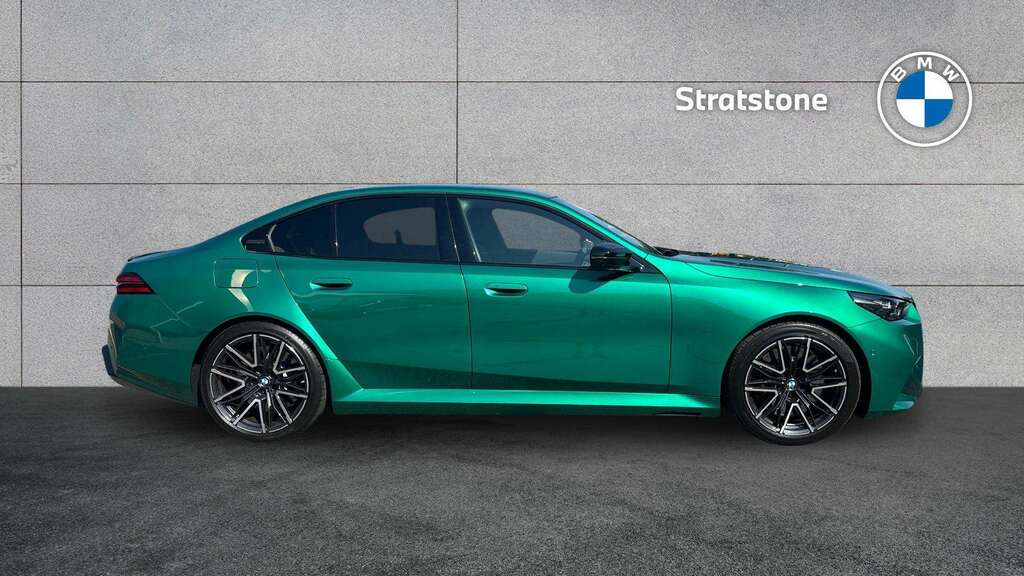 BMW M5 Dct 2026 Green #2