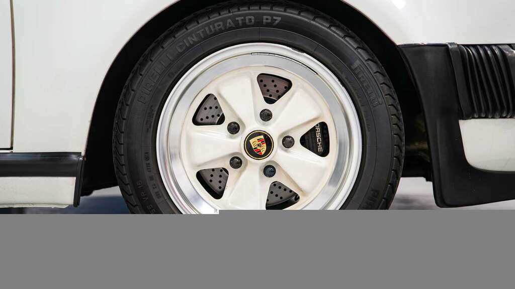 Porsche 911 Turbo 1988 White #4