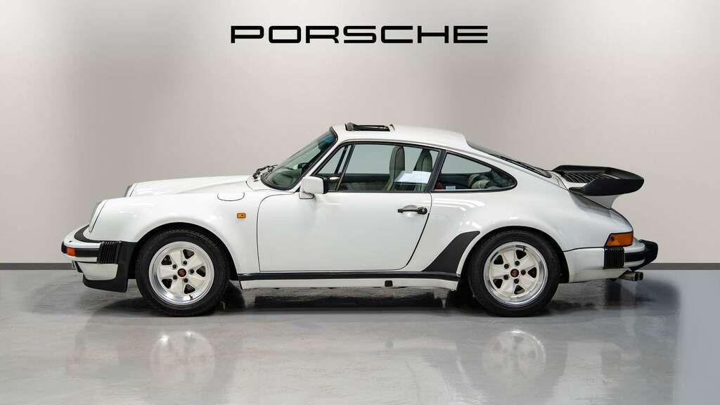 Porsche 911 Turbo 1988 White #6