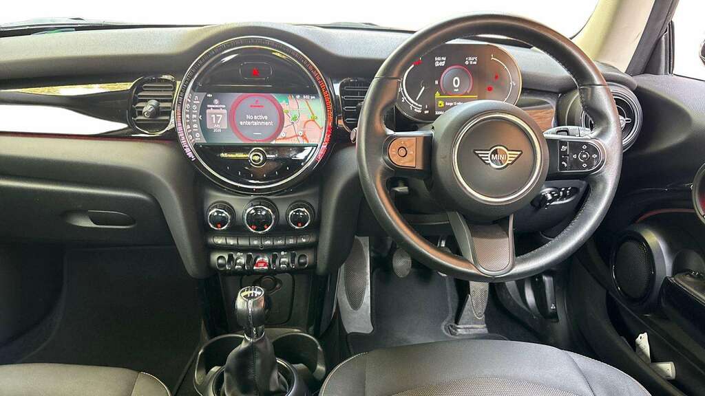 Mini Hatch 1.5 Cooper Classic 2022 Black #4