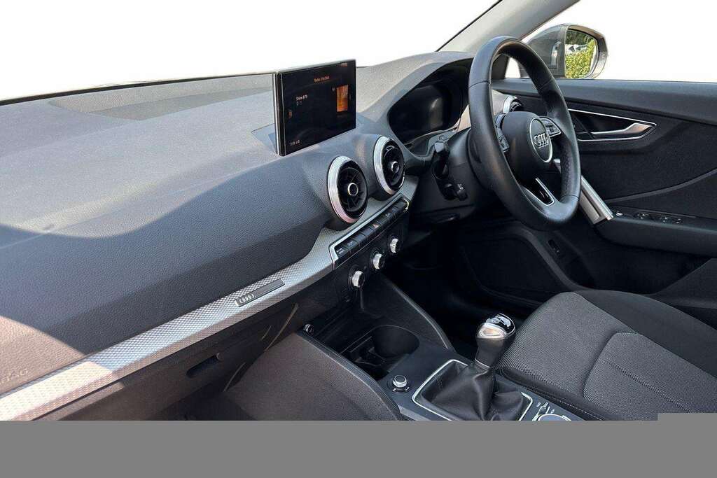 Audi Q2 30 Tfsi Sport 2023 Grey