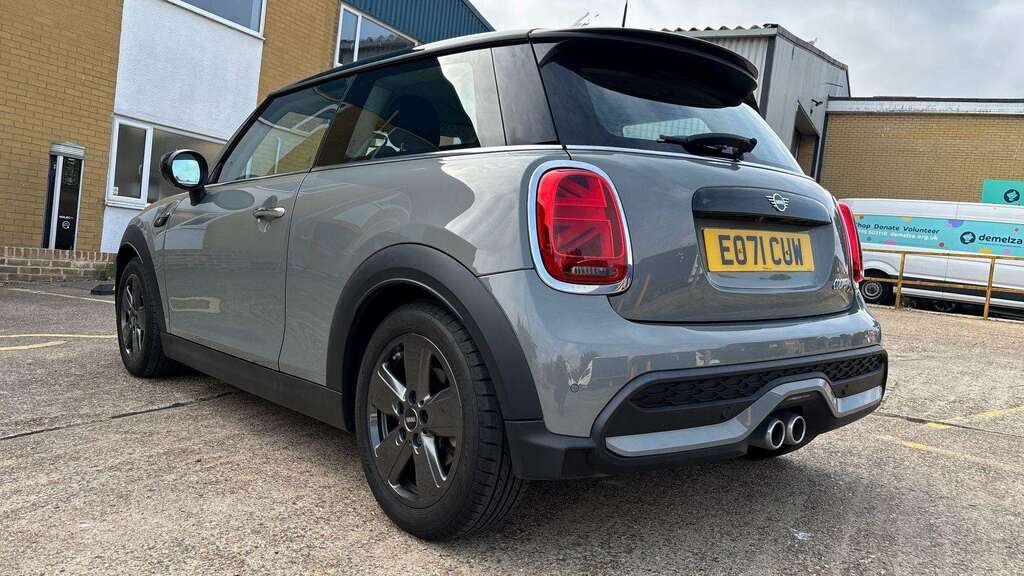 Mini Hatch 1.5 Cooper Sport Steptronic Euro 6 Ss Black #35