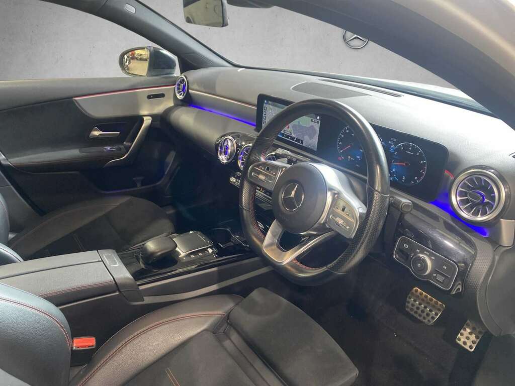 Mercedes-Benz A Class A200 Amg Line Executive 2023 White #5