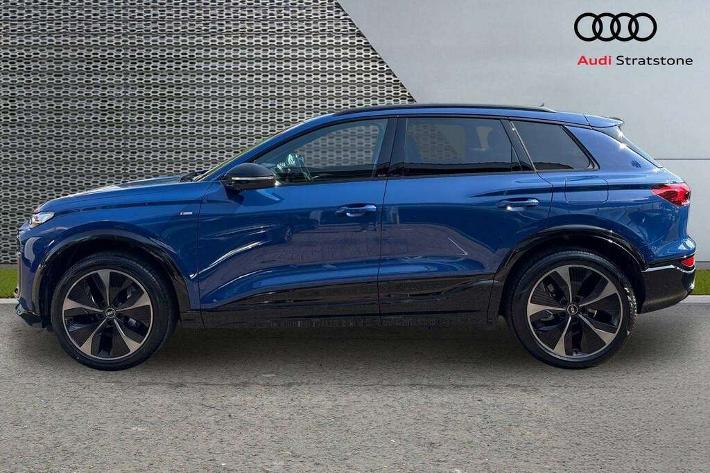 Audi Q6 E-Tron 100Kwh Performance Black Edition Suv Grey #7