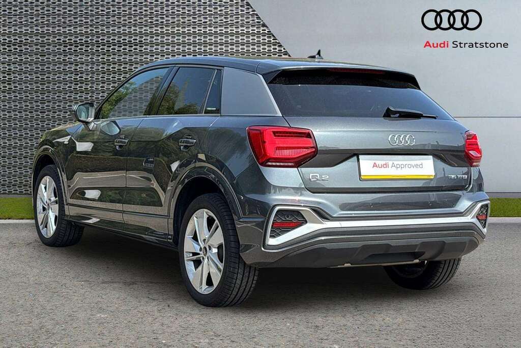 Audi Q2 35 Tfsi S Line 2024 Grey #3