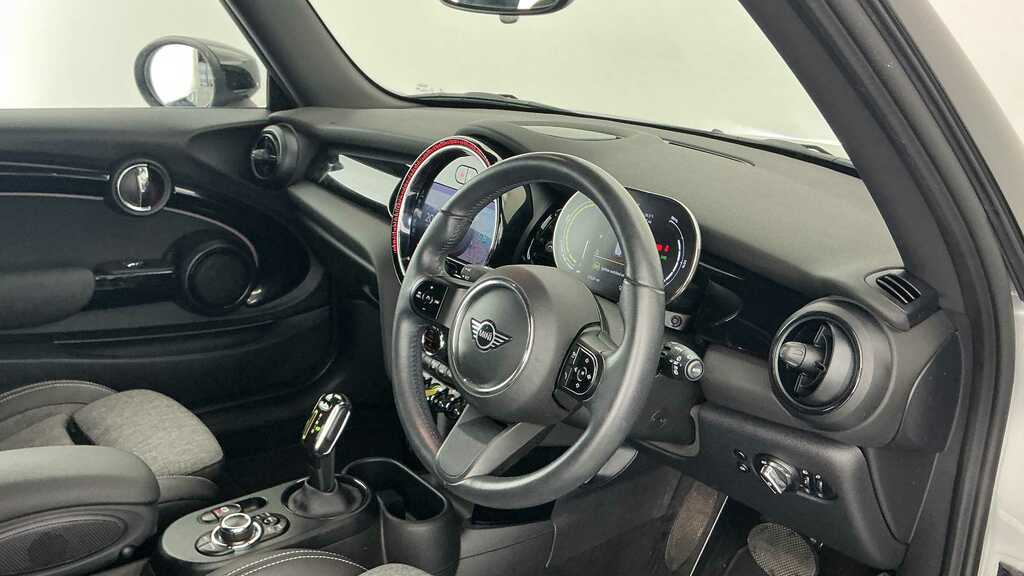 Mini Hatch 135Kw Cooper S Level 2 33Kwh 2021 EU71ZFO White #5