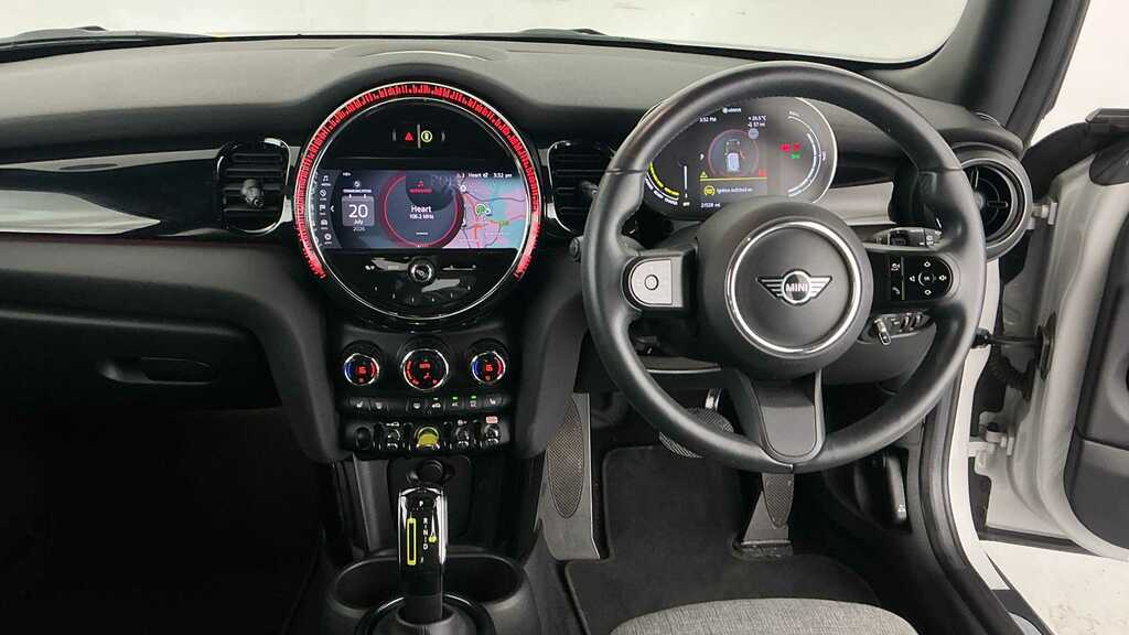 Mini Hatch 135Kw Cooper S Level 2 33Kwh 2021 EU71ZFO White #4