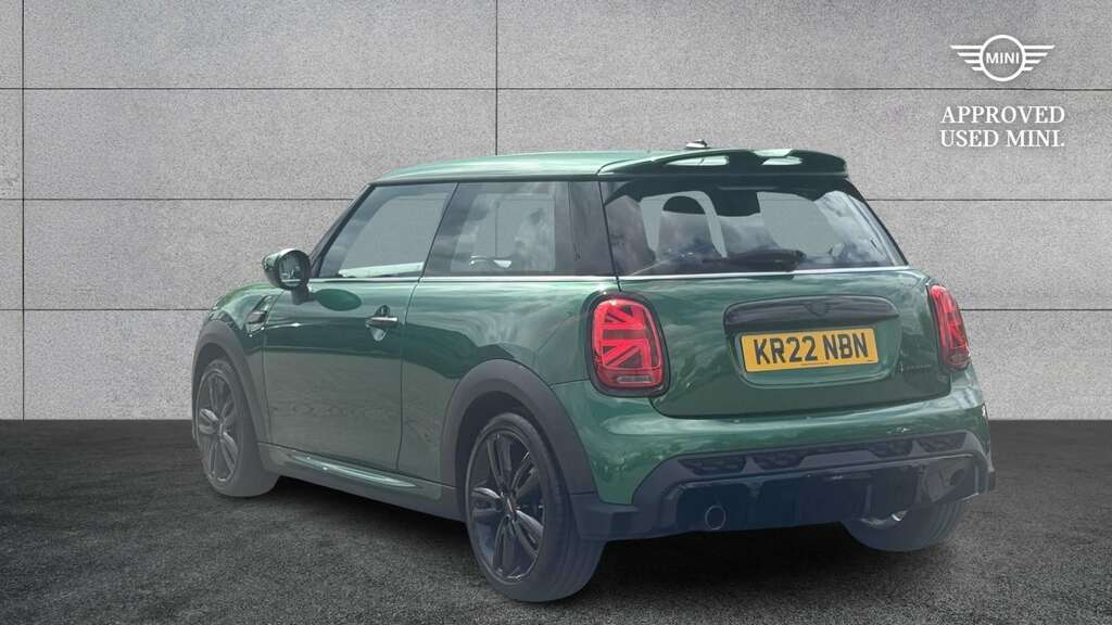 Mini Hatch 1.5 Cooper Sport 2022 Green