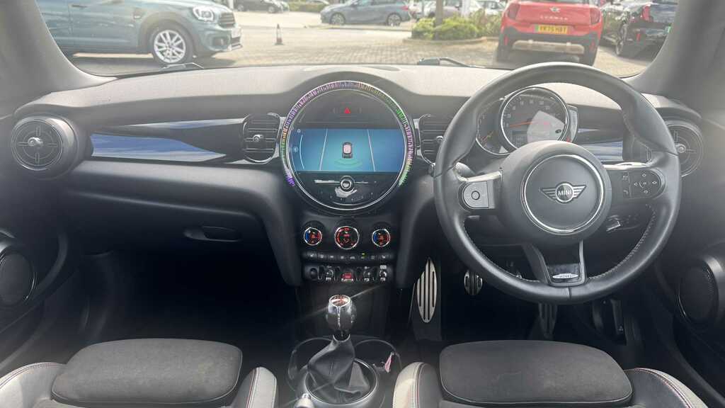 Mini Hatch 1.5 Cooper Sport 2022 Green #3