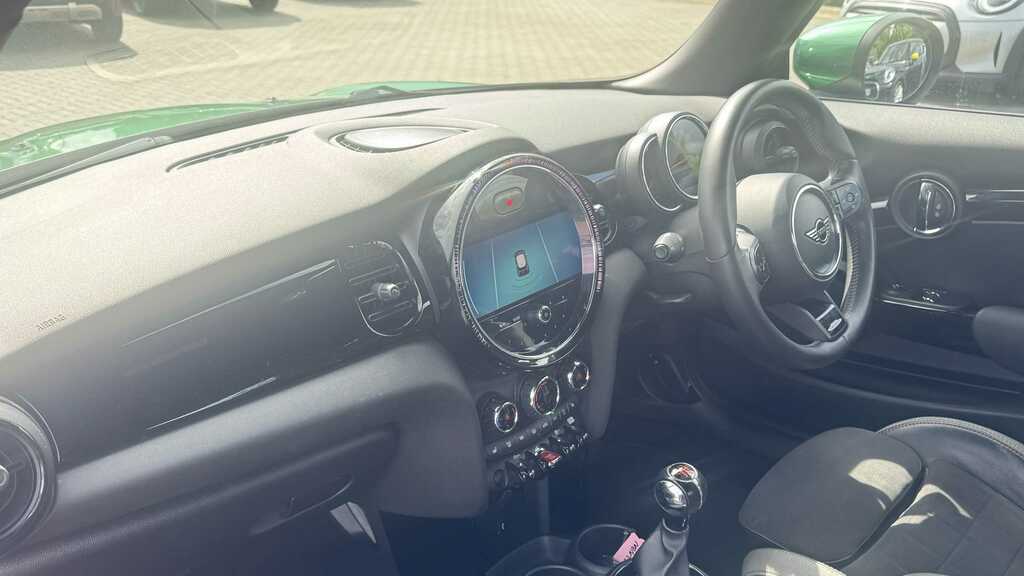 Mini Hatch 1.5 Cooper Sport 2022 Green #6