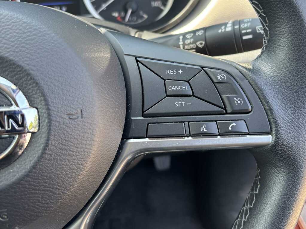 Nissan Micra Hatchback #17