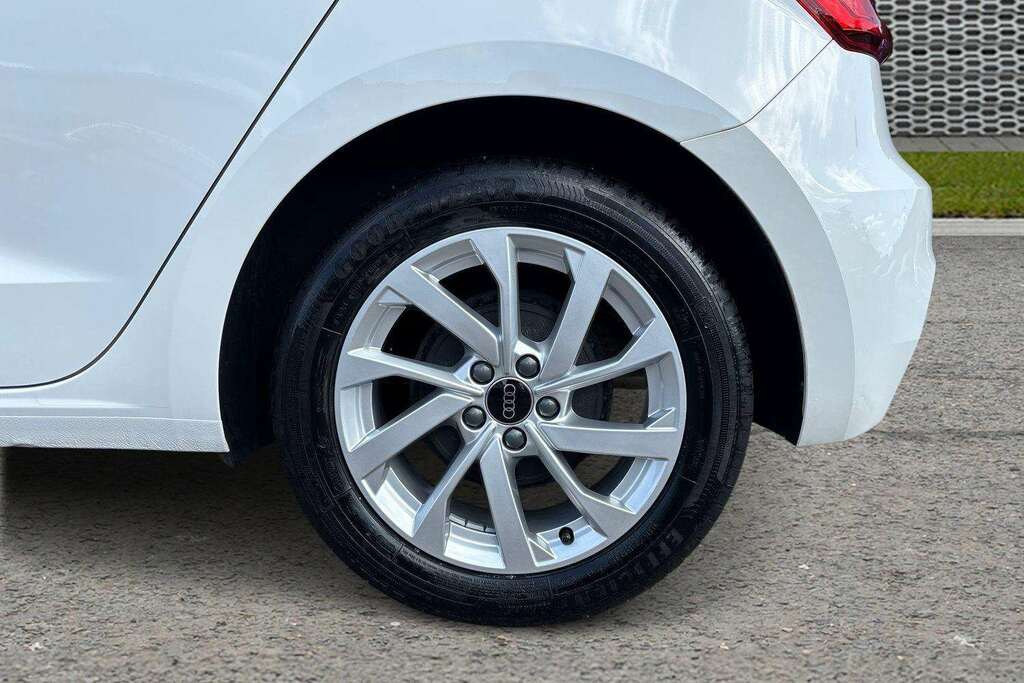 Audi A1 30 Tfsi S Line S Tronic Green #9