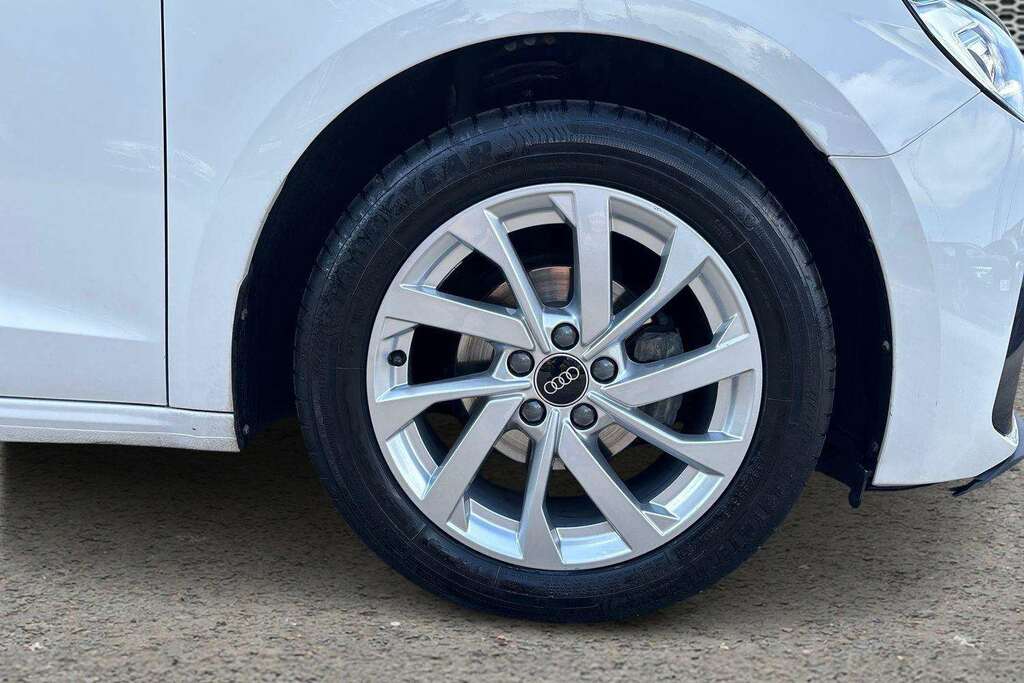 Audi A1 30 Tfsi S Line S Tronic Green #5