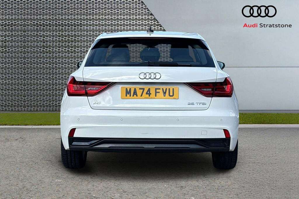 Audi A1 30 Tfsi S Line S Tronic Green #6