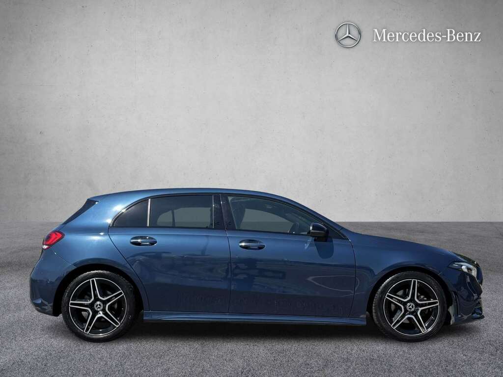Mercedes-Benz A Class A180 Amg Line Premium 2022 EA22YBV Blue #3