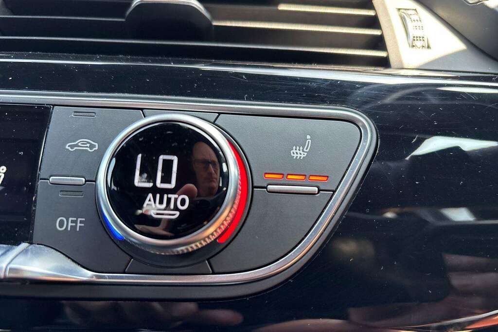 Audi A4 30 Tdi S Line S Tronic #19