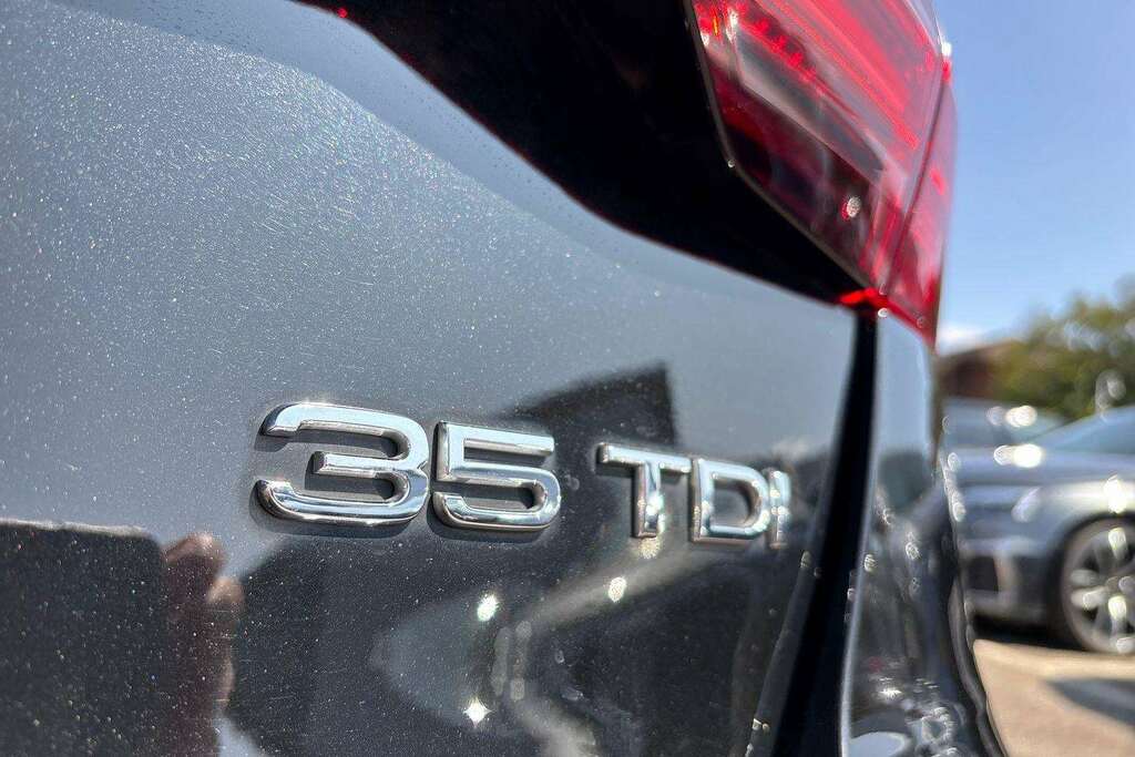 Audi A4 35 Tdi Black Edition S Tronic 2020 Black #6