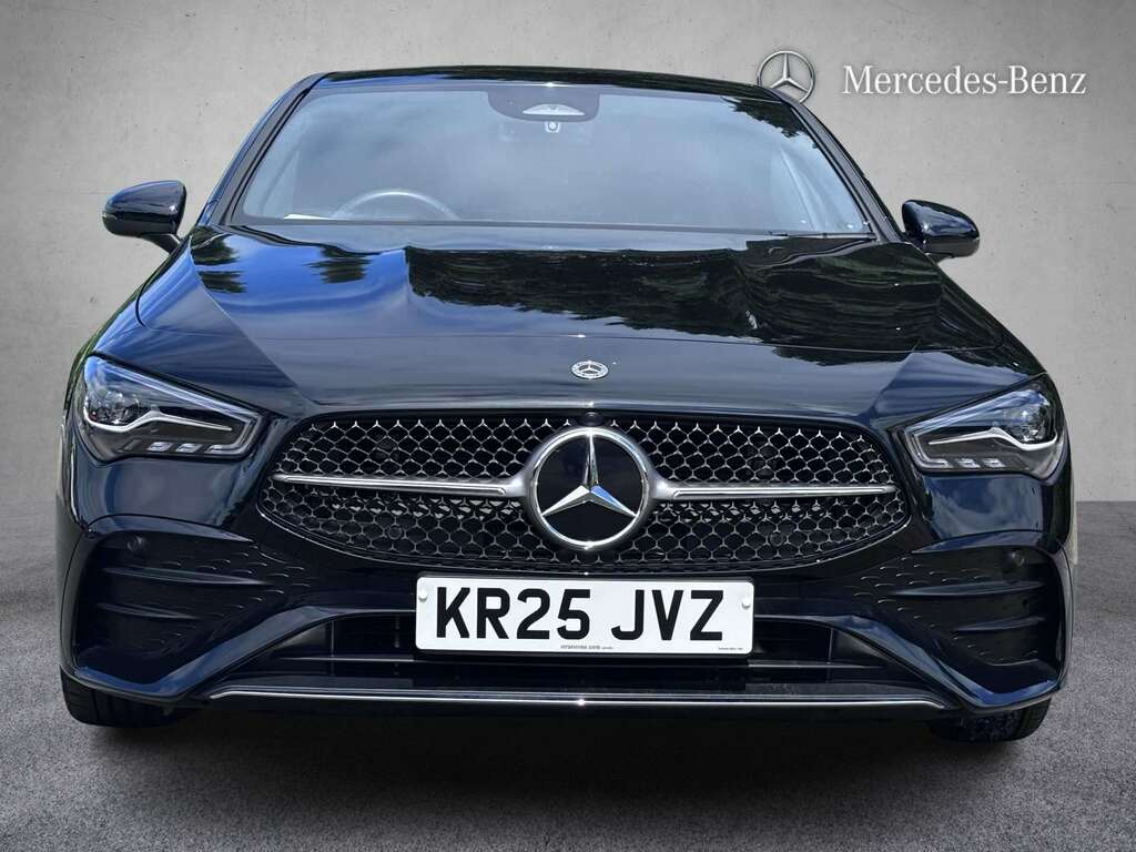 Mercedes-Benz CLA Class 180 Amg Line Premium Tip 2025 Black