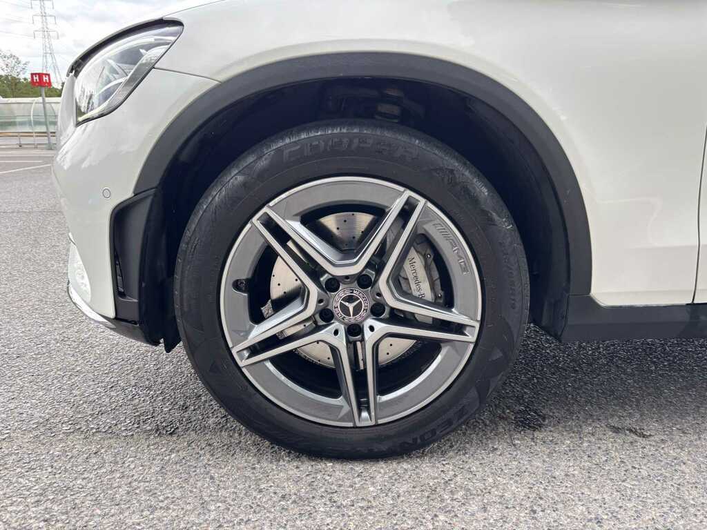 Mercedes-Benz GLC Class Glc 300 4Matic Amg Line 9G-tronic 2021 OE21YZX White #6