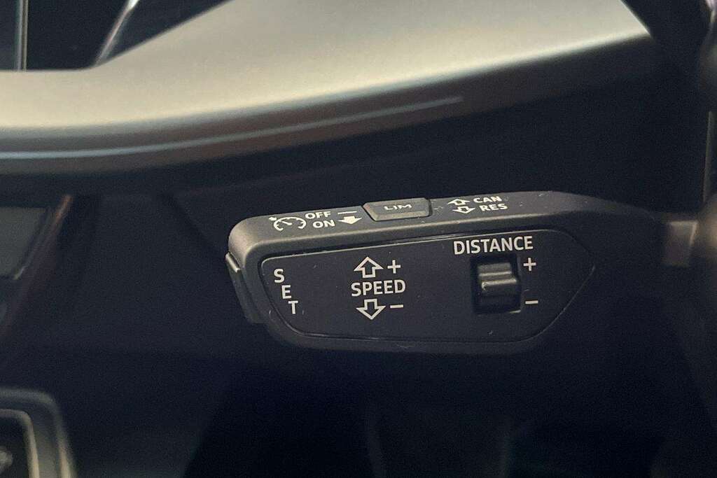Audi A3 35 Tfsi Black Edition S Tronic #27