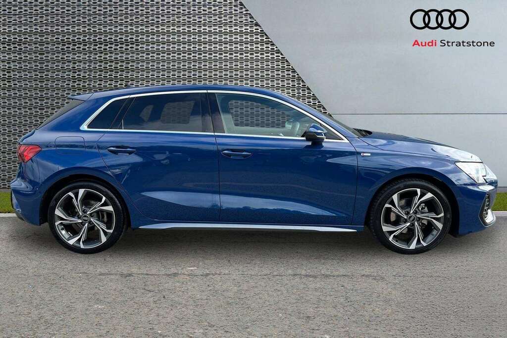 Audi A3 1.5 Tfsi 150 S Line S Tronic 2025 Blue #4