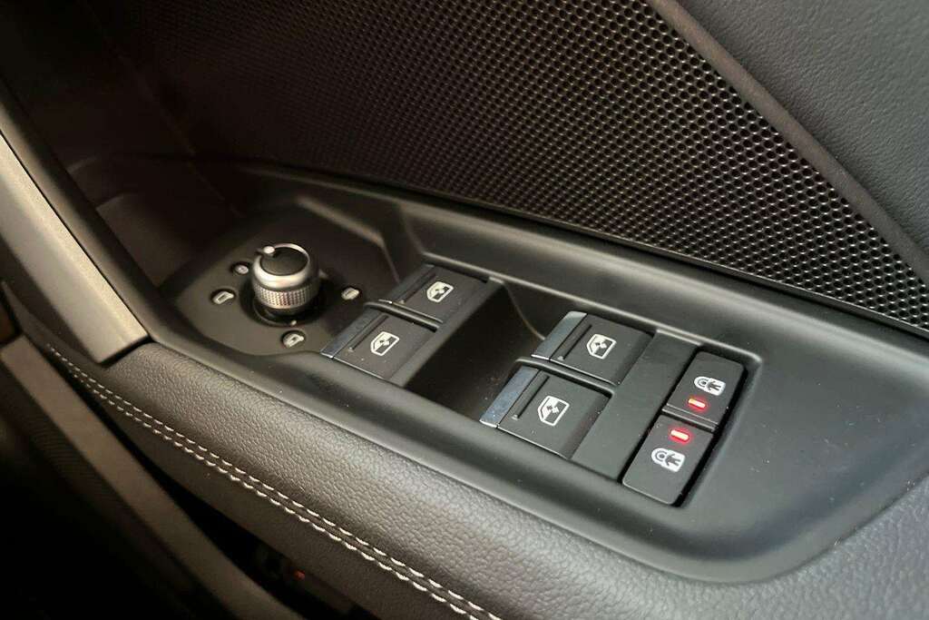 Audi A3 35 Tfsi Black Edition S Tronic #12