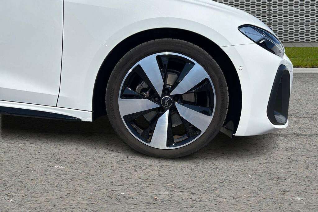 Audi A5 2.0 Tfsi 150 S Line S Tronic 2025 White #4