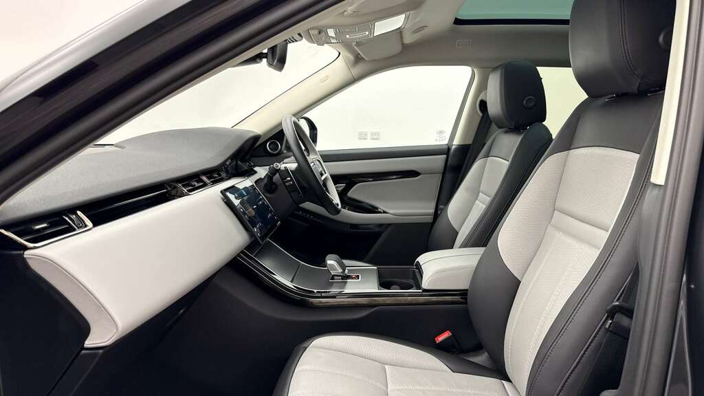 Land Rover Range Rover Evoque 2.0 D200 Dynamic Hse 2024 Grey #3