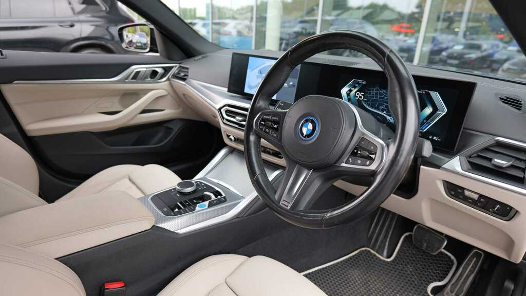 BMW i4 250Kw Edrive40 M Sport 83.9Kwh 2023 Black #6
