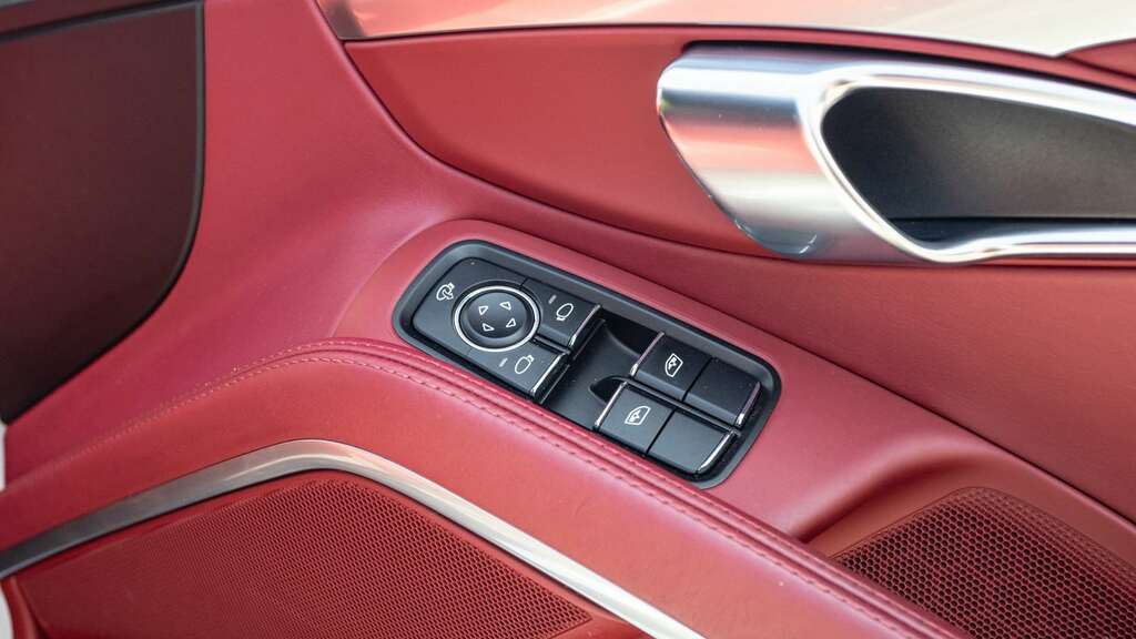 Porsche 718 Boxster 718 Boxster S-a Grey #29