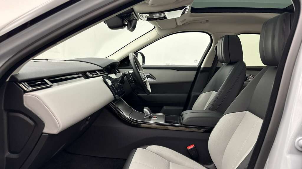Land Rover Range Rover Velar 2.0 P400e Dynamic Hse 2025 Grey #3