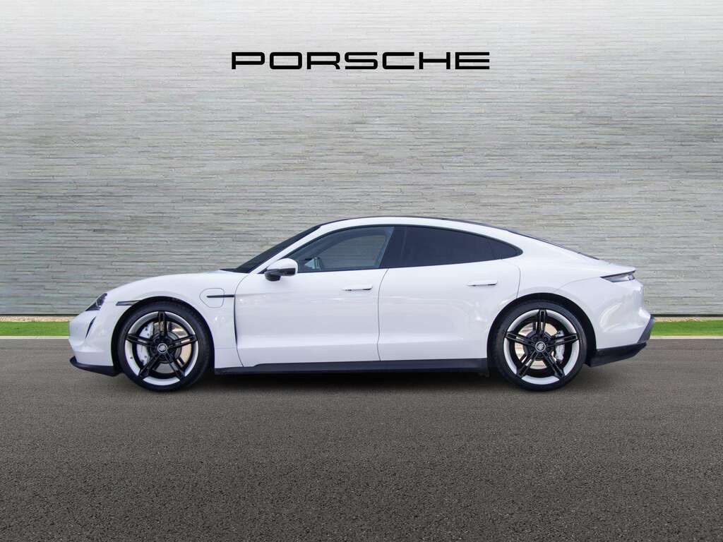 Porsche Taycan 4X2 2022 White #4