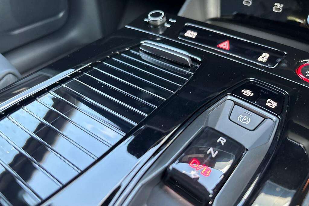 Audi SQ6 E-Tron 360Kw Sq6 Quattro 100Kwh Edition 1 Black #15