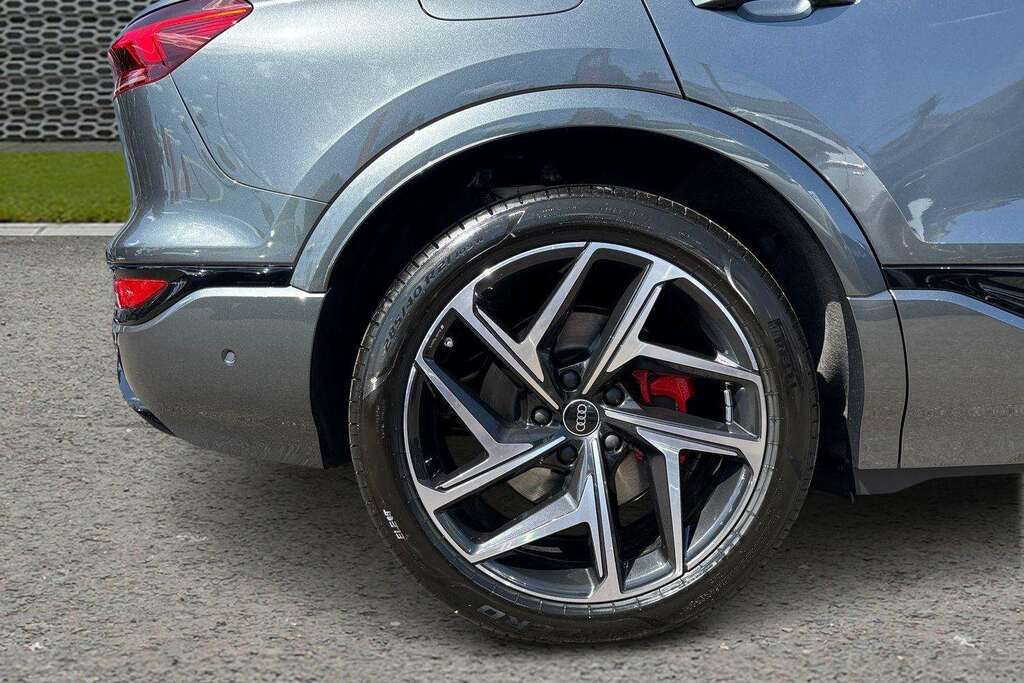 Audi SQ6 E-Tron 360Kw Sq6 Quattro 100Kwh Edition 1 Black #9