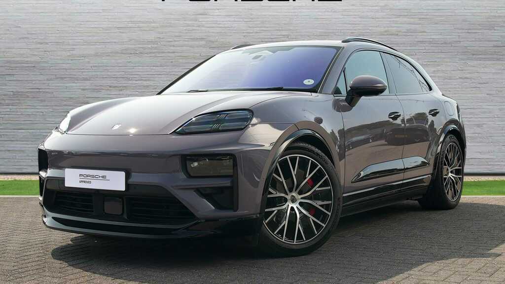 Porsche Macan 470Kw Turbo 100Kwh 2024 Purple #2