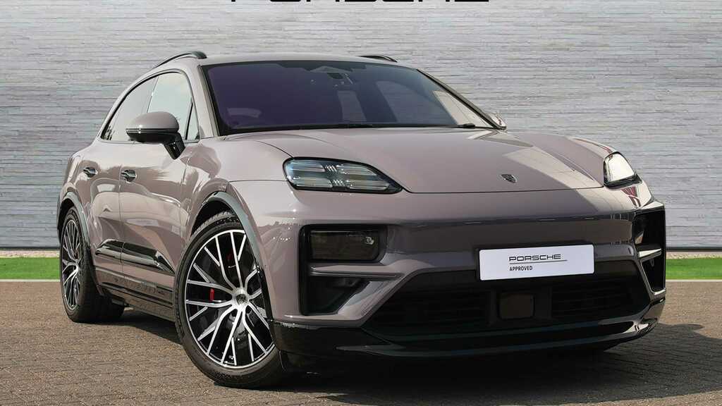 Porsche Macan 470Kw Turbo 100Kwh 2024 Purple