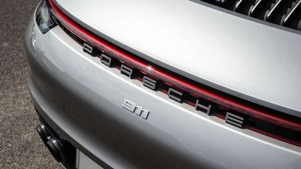 Porsche 911 Carrera Gts Pdk #21