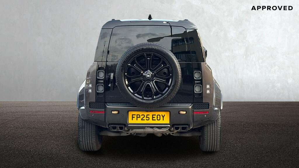 Land Rover Defender 110 4.4 P635 Octa 110 2025 Grey #6
