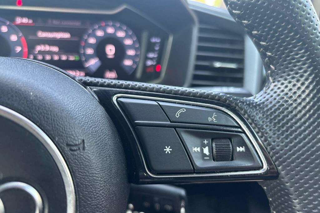 Audi A1 25 Tfsi Sport #8