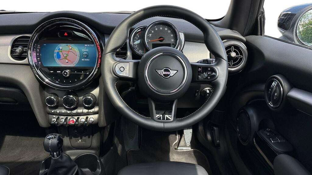 Mini Hatch 1.5 Cooper Exclusive 2022 KR22MYG Silver #3
