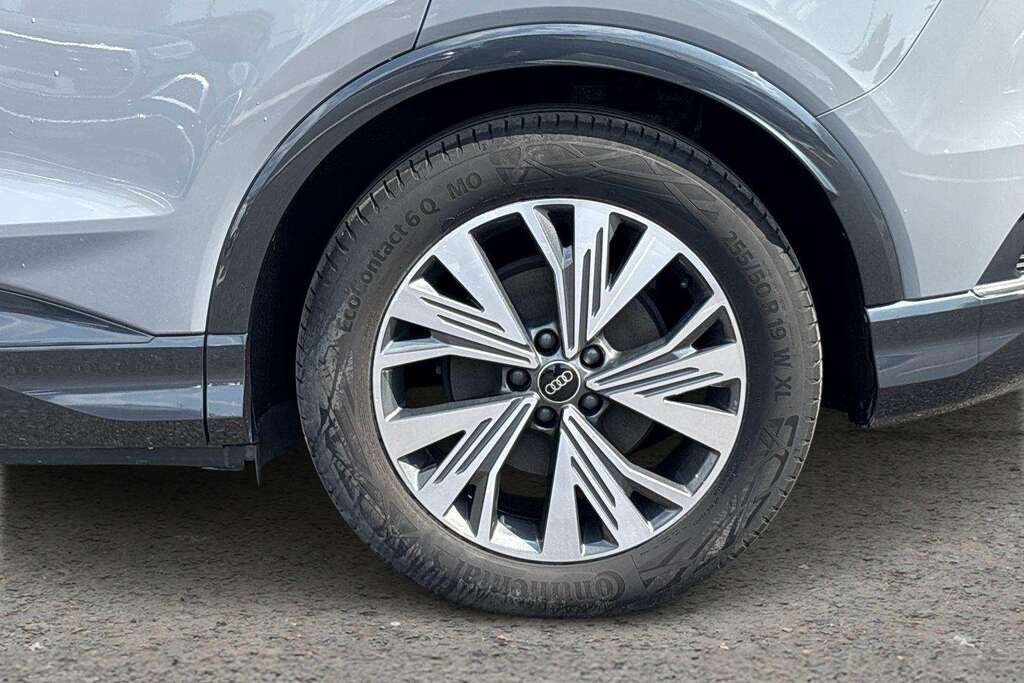 Audi Q4 E Tron 150Kw 40 82Kwh Sport 2022 Grey #3