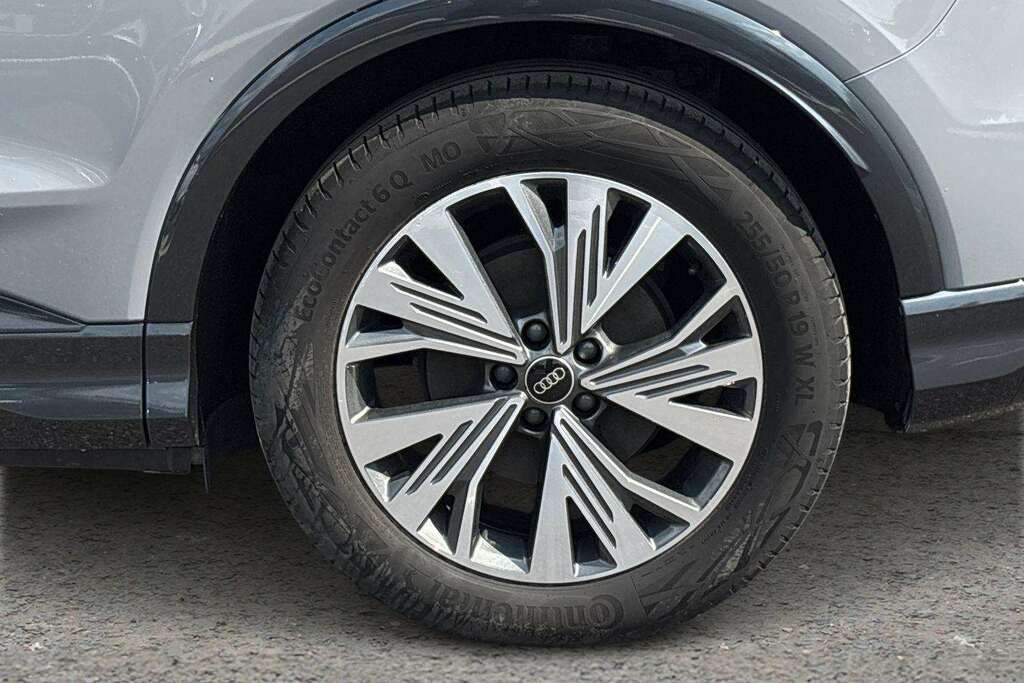 Audi Q4 E Tron Q4 E-tron Sportback 40 Edition 1 Black #8