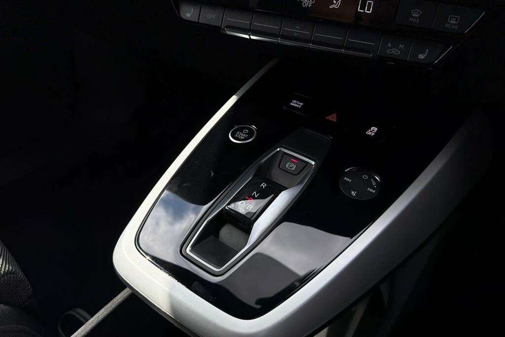 Audi Q4 E Tron 150Kw 40 82Kwh Sport 2023 Grey #6