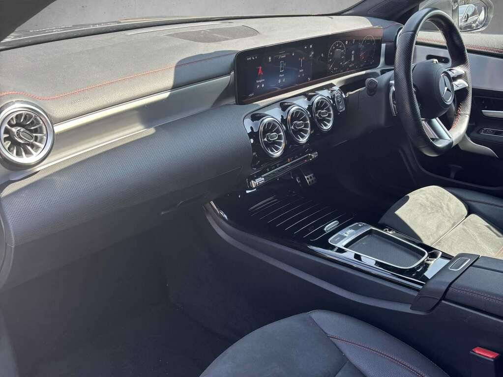 Mercedes-Benz CLA Class Cla 200 Amg Line Premium Tip Black #11