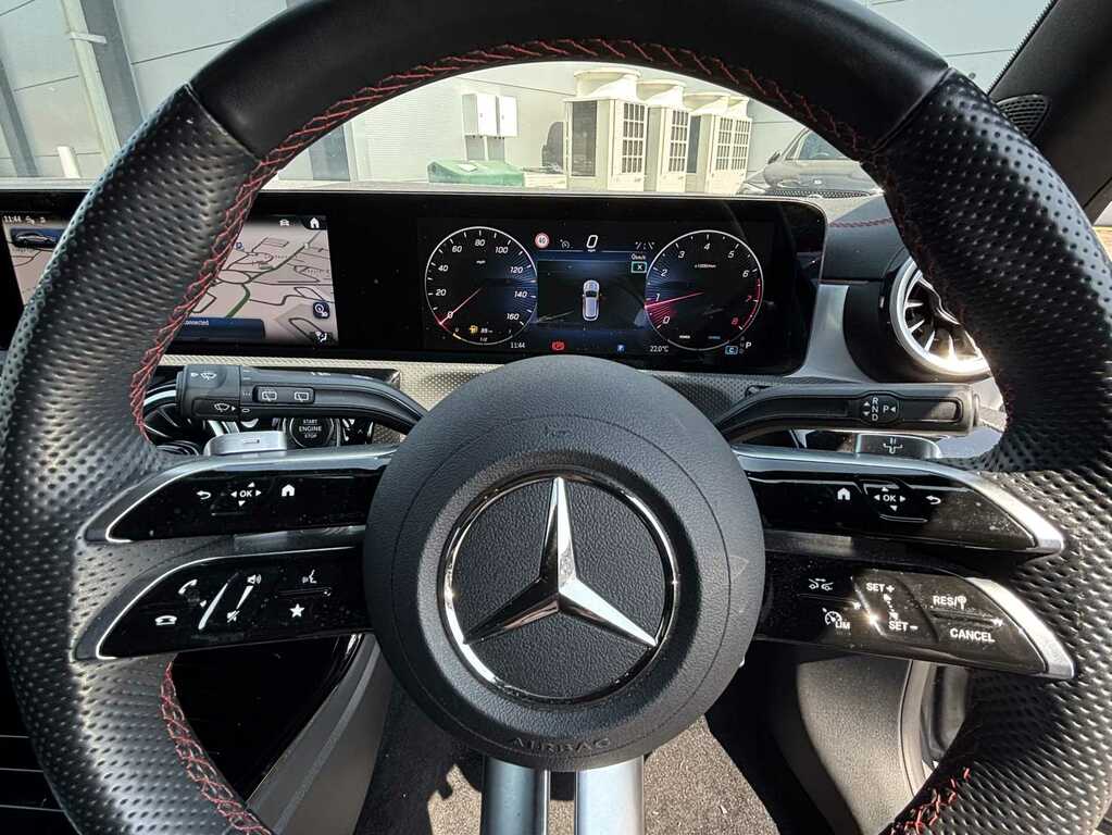Mercedes-Benz CLA Class Cla 200 Amg Line Premium Tip Black #27