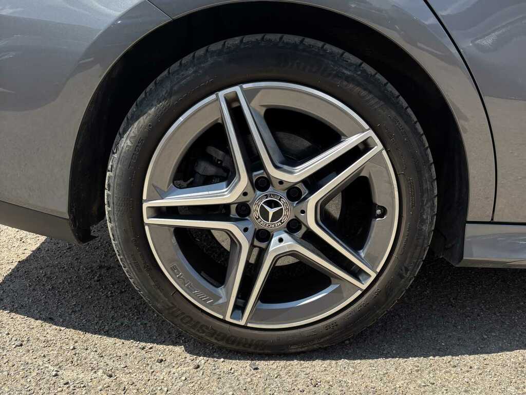 Mercedes-Benz CLA Class Cla 200 Amg Line Premium Tip Black #32