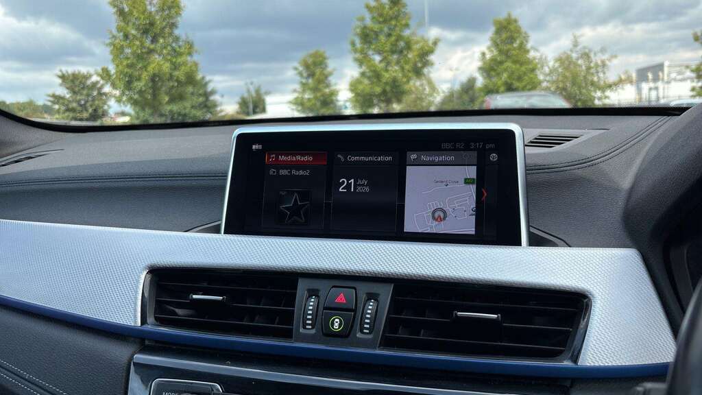 BMW X1 1.5 25E 10Kwh M White #28