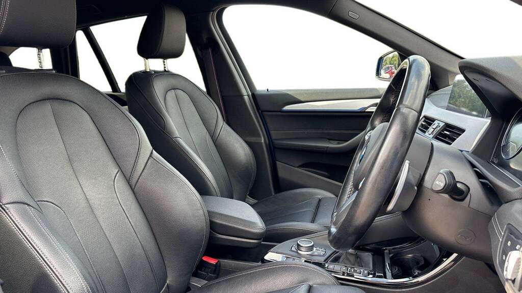 BMW X1 1.5 25E 10Kwh M White #12