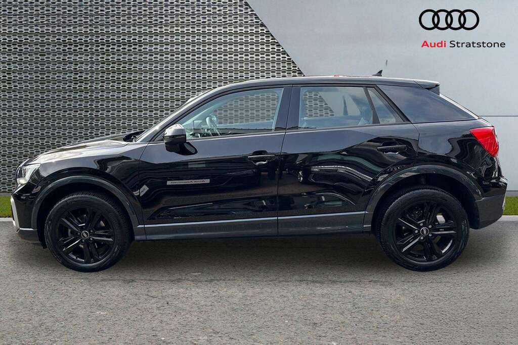 Audi Q2 S Line 35 Tfsi 150 Ps 6-Speed Black #7